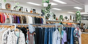 Fast vs Slow Fashion Differences: Finding a Sustainable Pace