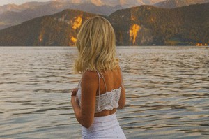 What Is Slow Fashion? Simple Guide for Mindful Consumers