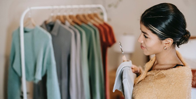 30 Wears Challenge: How to Stop Buying Throwaway Clothes