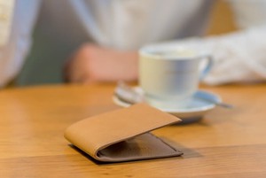 Best Sustainable Wallets & Purses: Be Mindful with Your Money