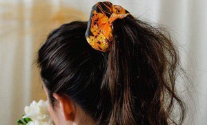 5 Best Sustainable Scrunchies & Hair Accessory Brands