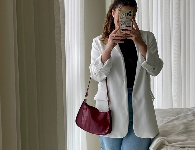 Consumer dressing sustainably while embracing enclothed cognition