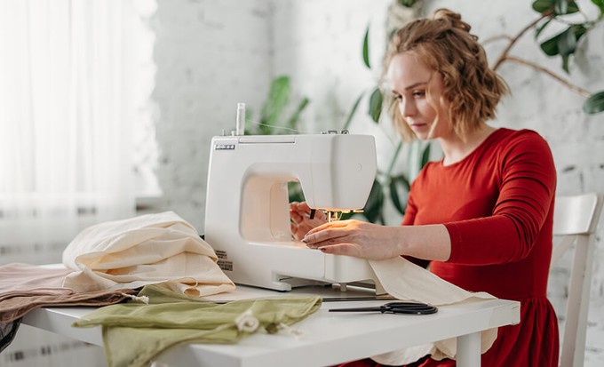 Garment worker of a transparent sustainable brand