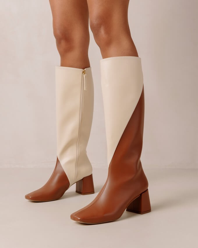 Knee high vegan boots by Svegan