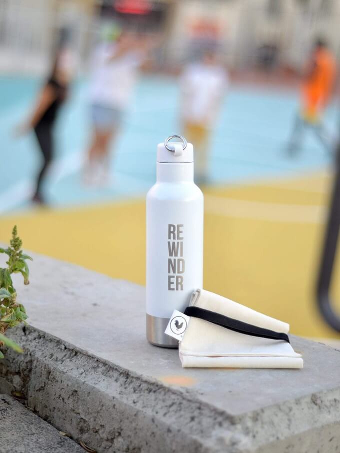 Refillable water bottle