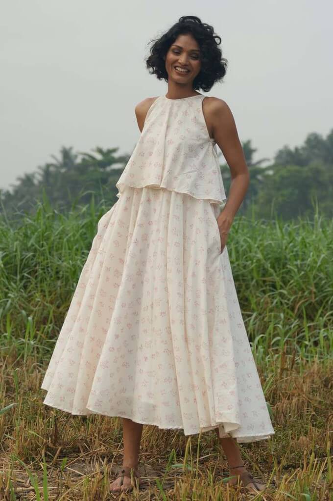 Sustainable dress without toxic chemicals