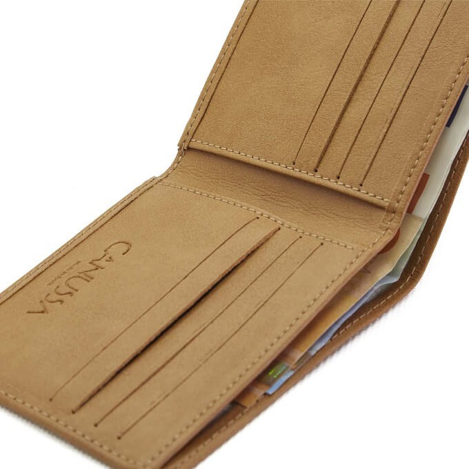 Vegan wallet by Canussa