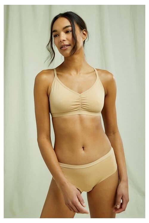 How To Shop Sustainable Underwear In The UK? 7 Must Have Brands!