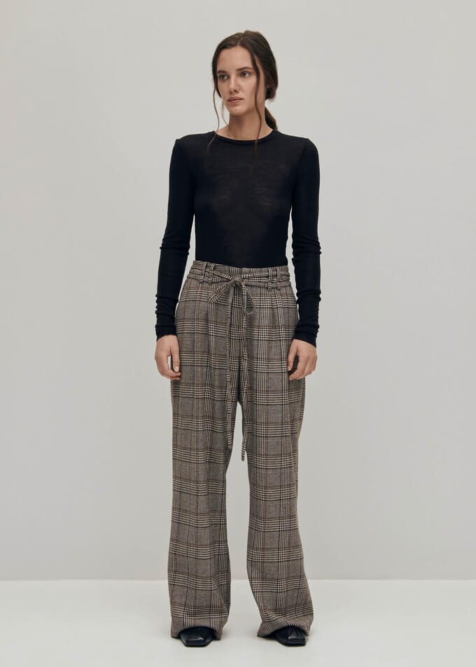 Winter trousers for a capsule wardrobe