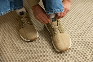 Explorer Wide Toebox for Women in Beige and Green from 8000kicks