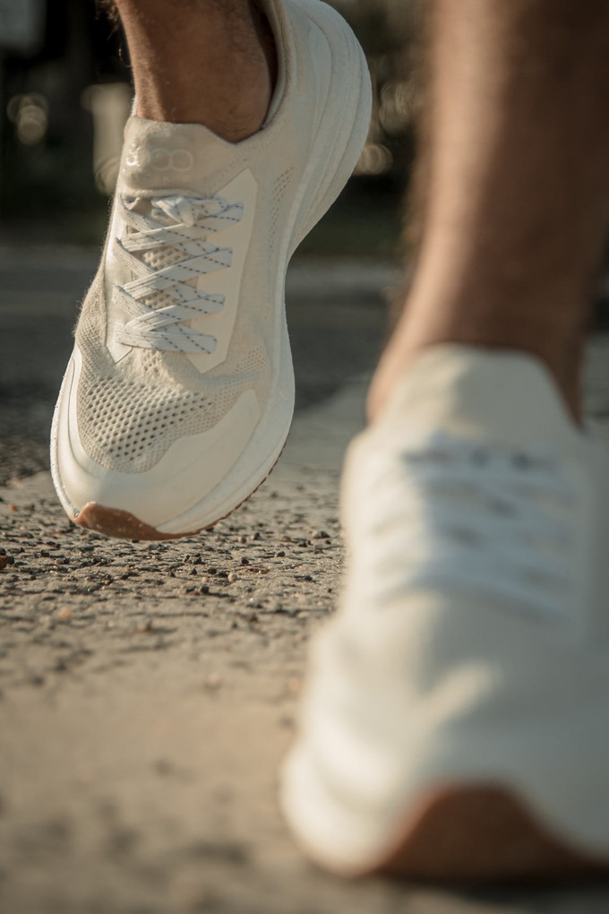 Runners for Men in Pearl White from 8000kicks