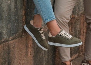 Seeker for Men Dark Green from 8000kicks