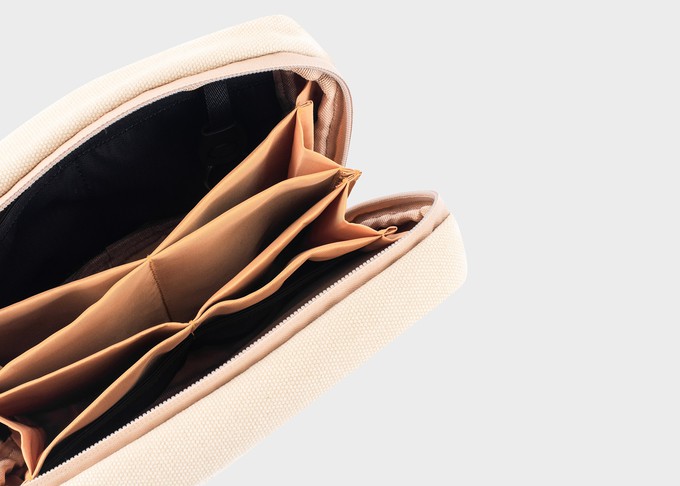 Hemp Gadget Pouch V2 from 8000kicks