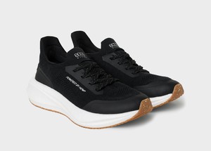 Runners for Women in Black and White from 8000kicks