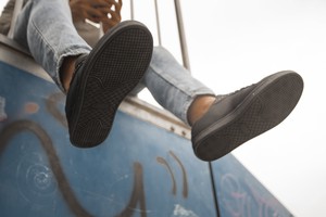 Seeker for Women Full Black from 8000kicks