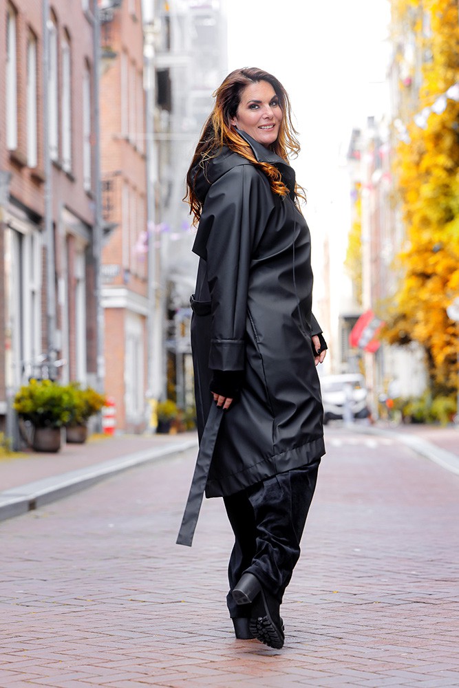 Maxi raincoat with hood from Aimmea