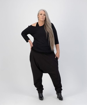 Baggy trousers from Aimmea