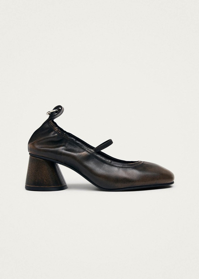 Rhiane Vintage Effect Brown Leather Pumps from Alohas