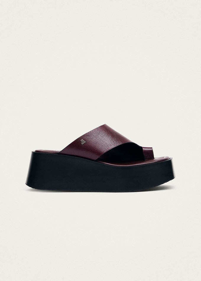 Nova Rift Burgundy Leather Sandals from Alohas