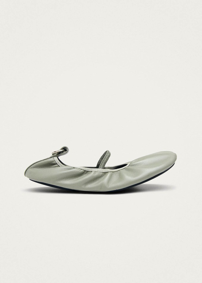 Naira Barefoot Green Leather Ballet Flats from Alohas