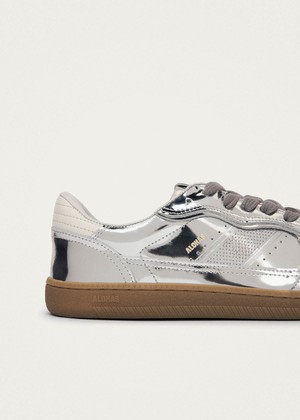 Tb.00 Barefoot Rife Shimmer Silver Cream Leather Sneakers from Alohas