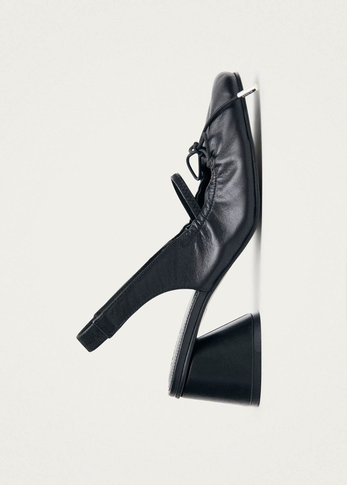 Marly Black Leather Pumps from Alohas