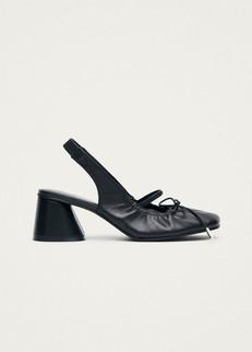 Marly Black Leather Pumps via Alohas