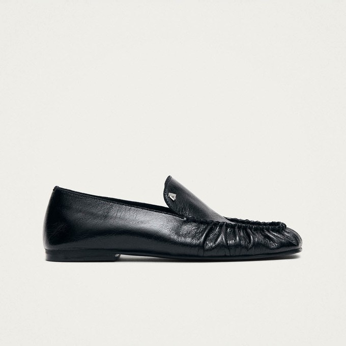 Gabe Rift Black Leather Loafers from Alohas