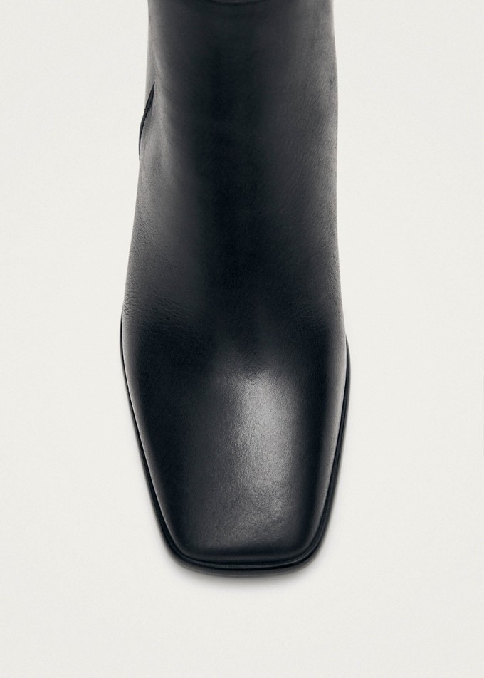 West Vintage Total Black Leather Ankle Boots from Alohas