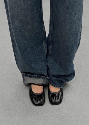 Rhiane Patent Black Leather Pumps from Alohas