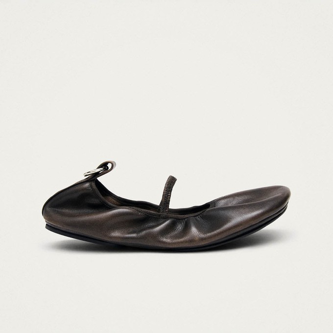 Naira Barefoot Vintage Effect Brown Leather Ballet Flats from Alohas