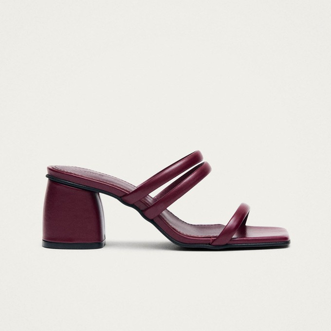 Indiana Bare Burgundy Leather Sandals from Alohas