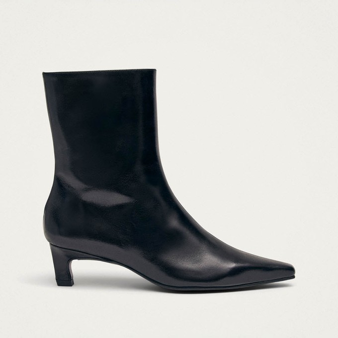 Ambar Rift Black Leather Ankle Boots from Alohas