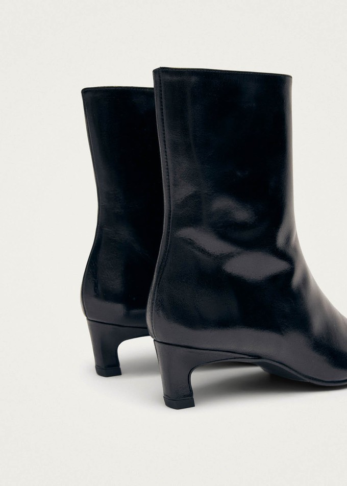 Ambar Rift Black Leather Ankle Boots from Alohas