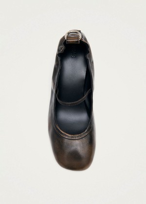 Rhiane Vintage Effect Brown Leather Pumps from Alohas