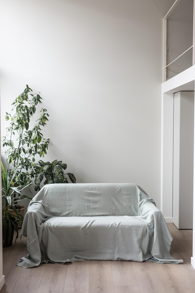 Linen couch cover from AmourLinen Linen couch cover from AmourLinen