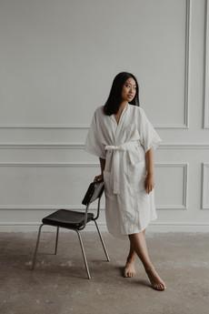 Linen bathrobe Midnight via AmourLinen