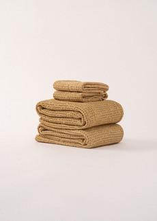 Waffle Towel Set via AmourLinen