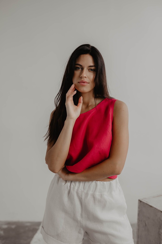 Ella pinafore linen top in Viva Magenta from AmourLinen Ella pinafore linen top in Viva Magenta from AmourLinen