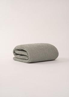 Waffle Blanket via AmourLinen