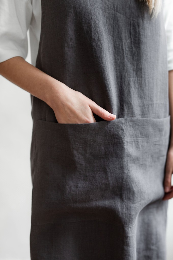Pinafore linen apron from AmourLinen