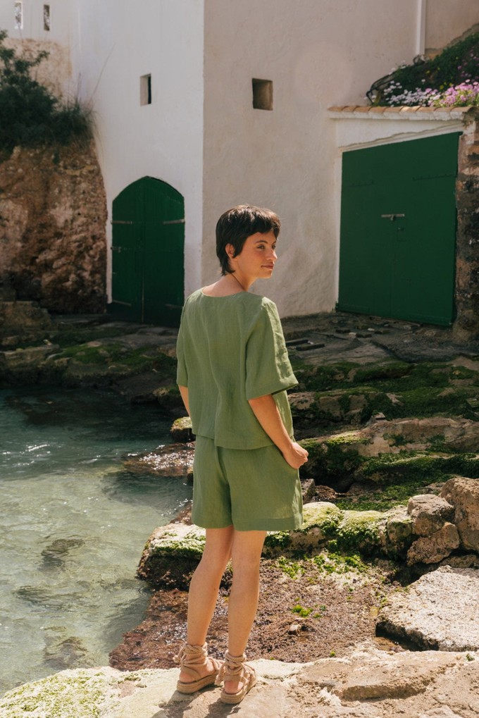 BETTY shorts in Sage Green | sale from AmourLinen