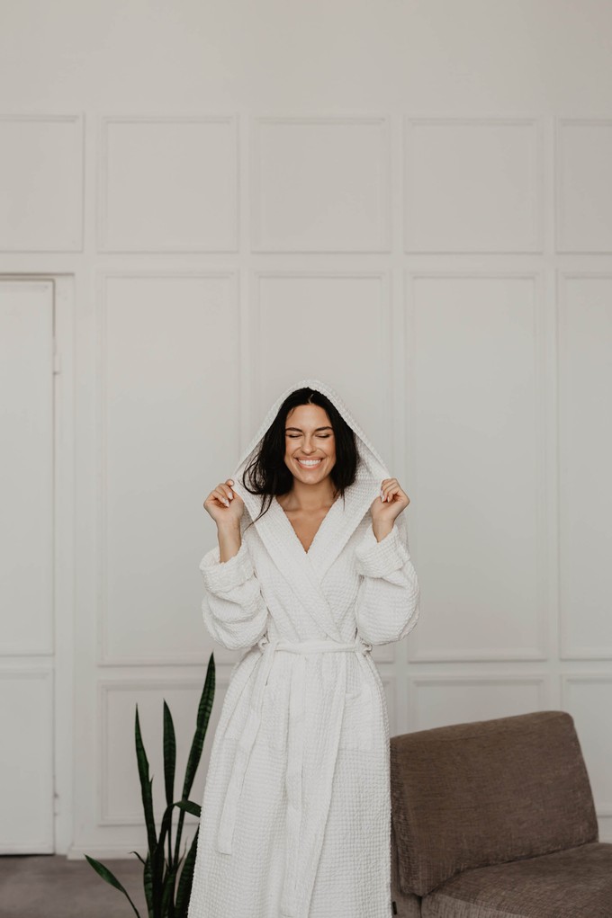 Waffle linen bathrobe Snuggle - White / Size 2 from AmourLinen