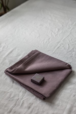 Linen flat sheet in Dusty Lavender from AmourLinen