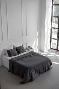 Linen bedding set in Charcoal via AmourLinen