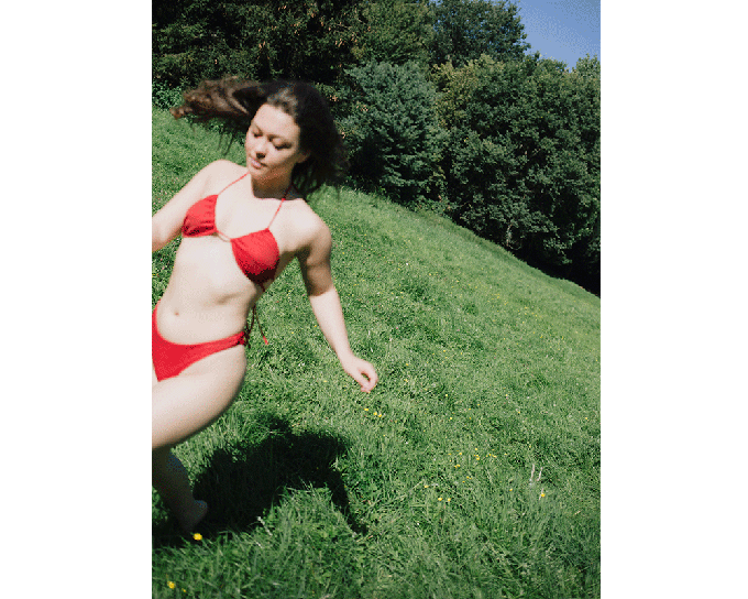 Geranium / Low Versatile Bikini Top from Anekdot