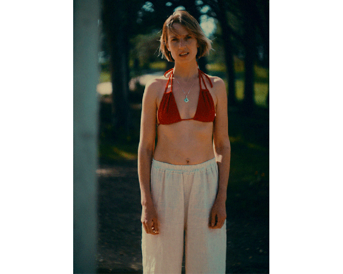 Geranium / Low Versatile Bikini Top from Anekdot