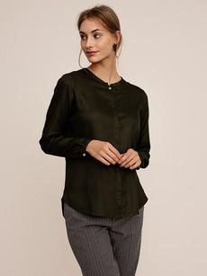 Magnolia blouse via Arber