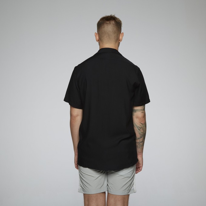 AS beach shirt button OG black from arctic seas