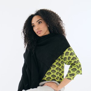 Large Black Cashmere Scarf – Hand Woven from Asneh